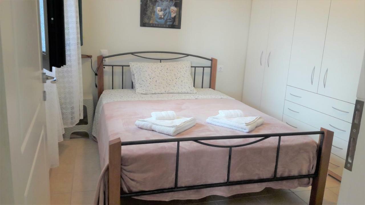 Giannos Apartments Agia Efimia Luaran gambar