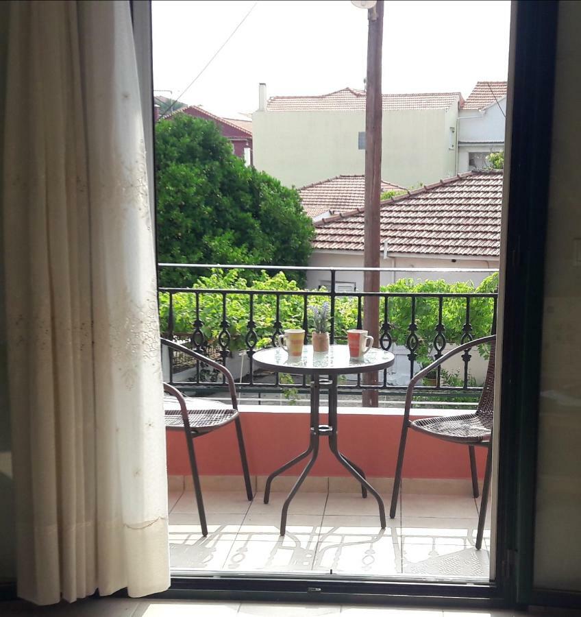 Giannos Apartments Agia Efimia Luaran gambar