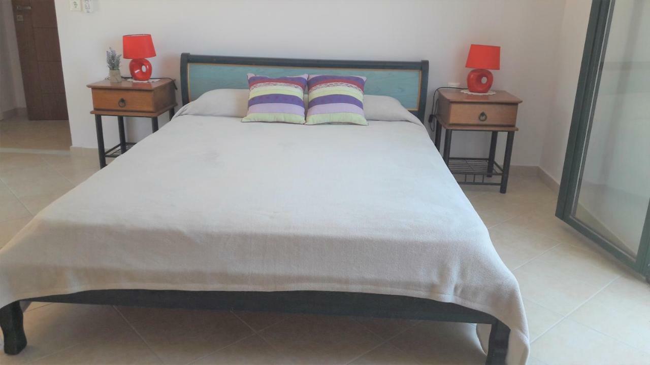 Giannos Apartments Agia Efimia Luaran gambar